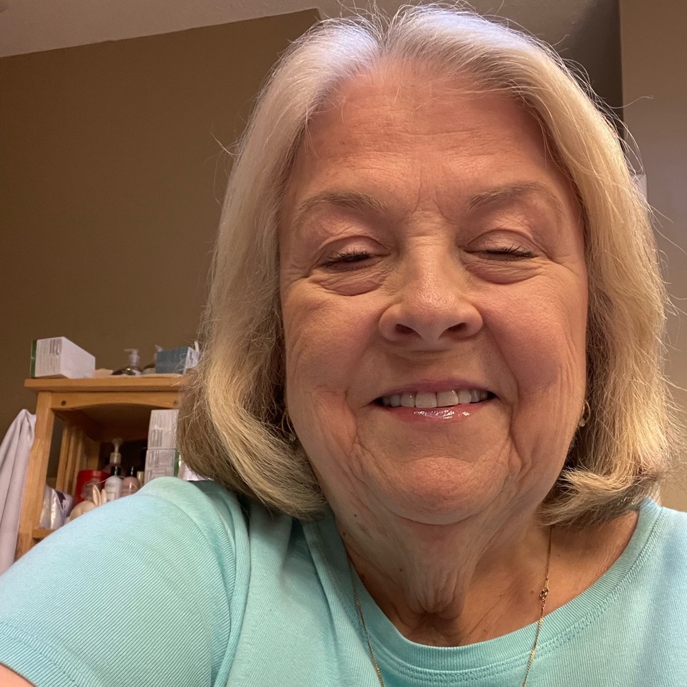 Meet your Posher, Linda